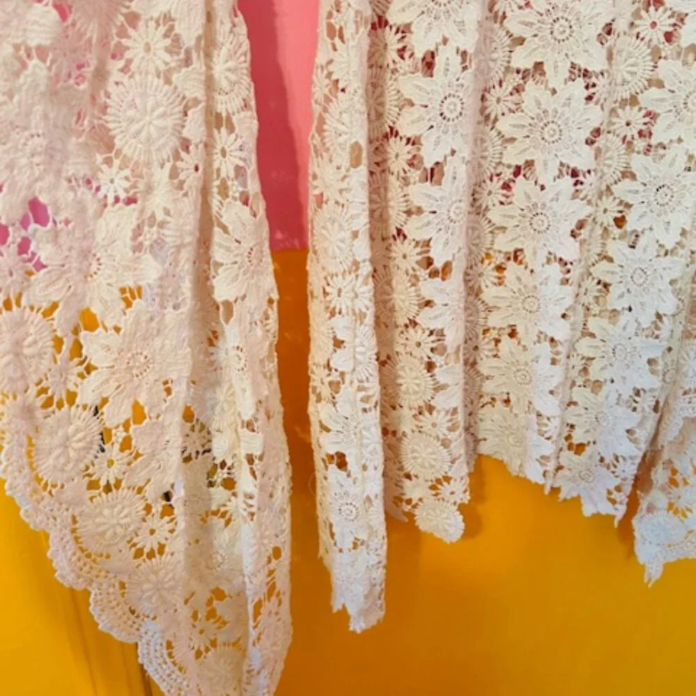 Elmwood Textiles (Etsy) Bell Sleeve Vintage Lace Mini Dress - M - Picture 5 of 7